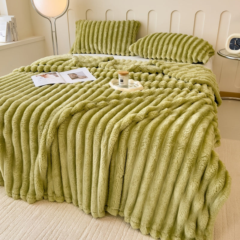 1pc Traditional-Style Striped Plush Blanket, Thick Double-Sided Fleece, All-Season Multipurpose Knit Polyester, Machine Washable, 250-300gsm